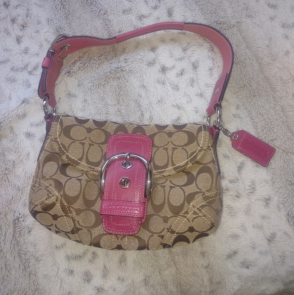 Stylish Tan and Pink Women's Coach Bag - Picture 2 of 16